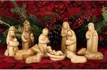 OLIVE WOOD 12 PIECE NATIVITY SET